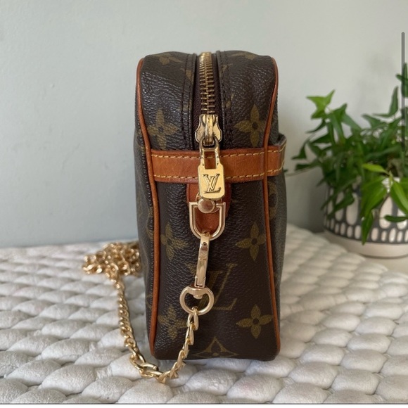 👜 Louis Vuitton Compiegne 23 Clutch.👜 - Picture 5 of 14